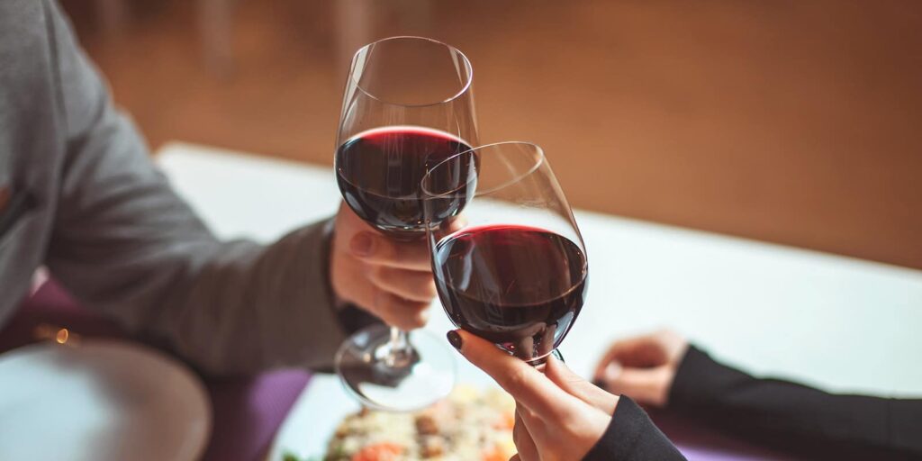 6 Reasons to Have a Great Romantic Getaway at Our Stillwater MN Hotel 2 Enjoy some romantic downtime at our Stillwater MN Hotel This Winter